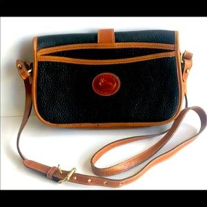 Vintage Dooney & Bourke Pebble Leather Purse.